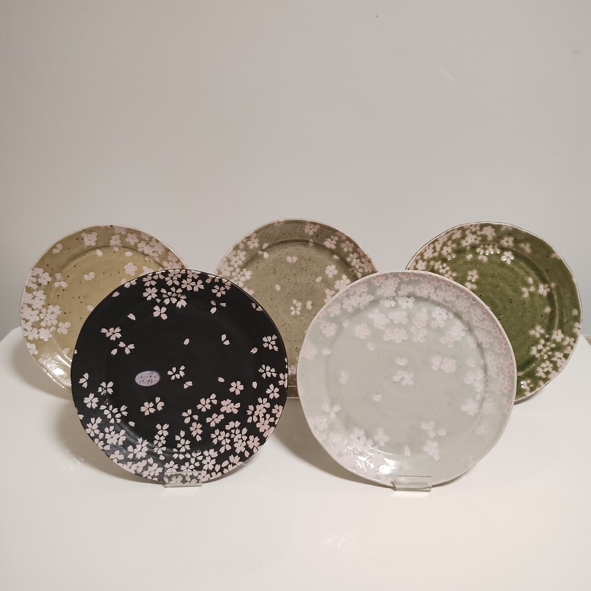 UNO CHIYO「宇野千代」花舞 パスタ皿揃拍卖