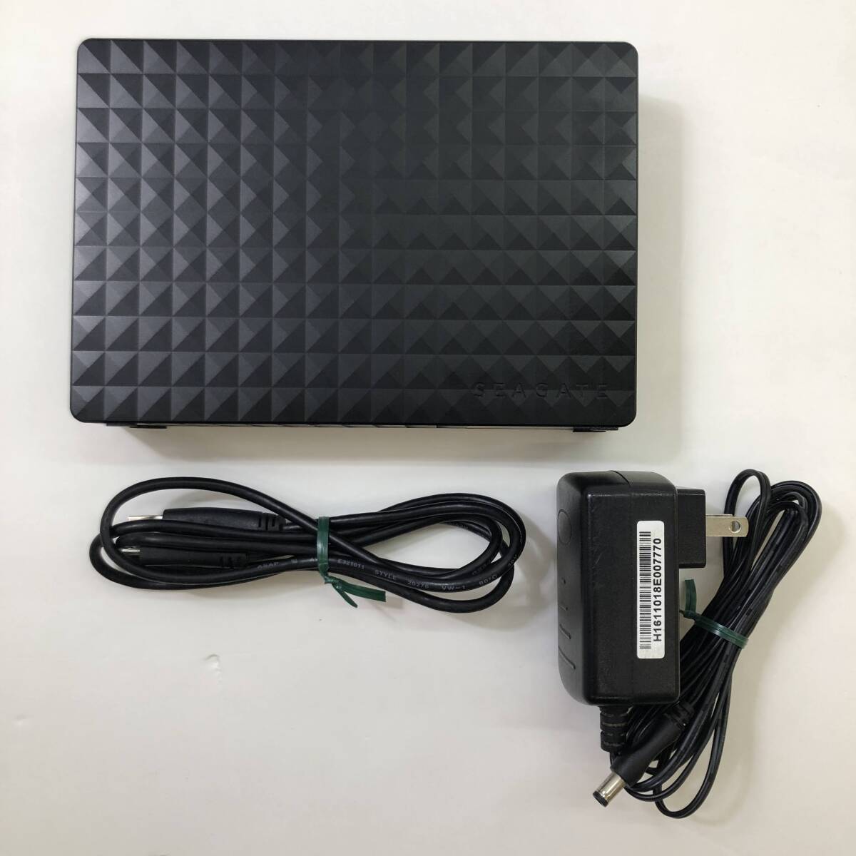 04wy11880〓【ストレージ】SEAGATE 外付けHDD Expansion Desktop Drive SRD0NF2 ジャンク品 【外部ストレージ/】 中古品拍卖