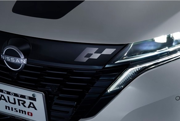 日産コレクション E13 ノート オーラ ニスモ用 フロントグリルガーニッシュ ダークシルバー チェッカー柄 ニッサン Note Aura NISMO拍卖