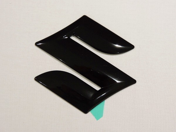 ★送料無料★ スズキ純正 汎用 スズキロゴ エンブレム ブラック 120mm×120mm 代引不可商品 ディーラーオプション品 Sマーク スズキマーク拍卖