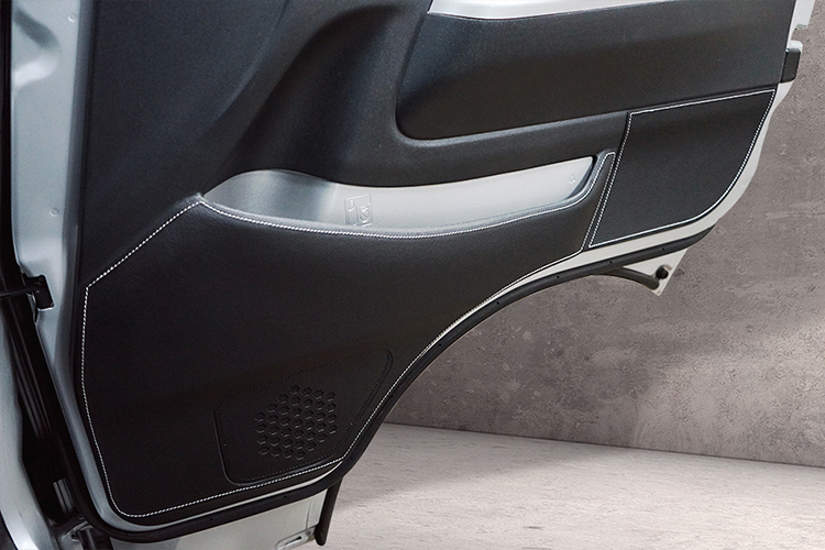 TOM'S トムス トヨタ 200系 ハイエース ドアキックプロテクター ドア傷つき防止 インテリア GDH2## KDH2## TRH2## 全グレード拍卖