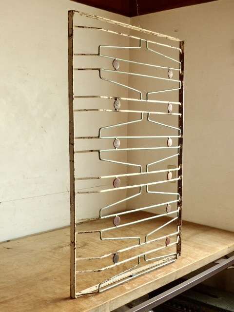 ノスタルジックな雰囲気な古い鉄格子 アイアンフェンス ガーデニング パーティション 0724 拍卖