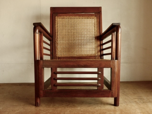 チーク無垢材のアームラタンチェア デコスタイル 木製 椅子 ヴィンテージ アンティーク 0706拍卖