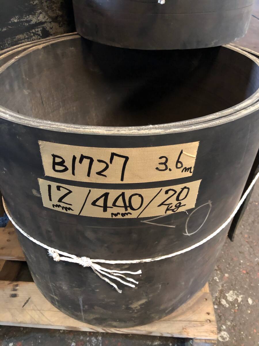 B1727 幅440 ゴムマット ロールマット ゴムシート ラバーマット ゴム板 駐車場 置場 敷板 荷台 園芸 農園 農業 防草 防音 養生 ガレージ拍卖