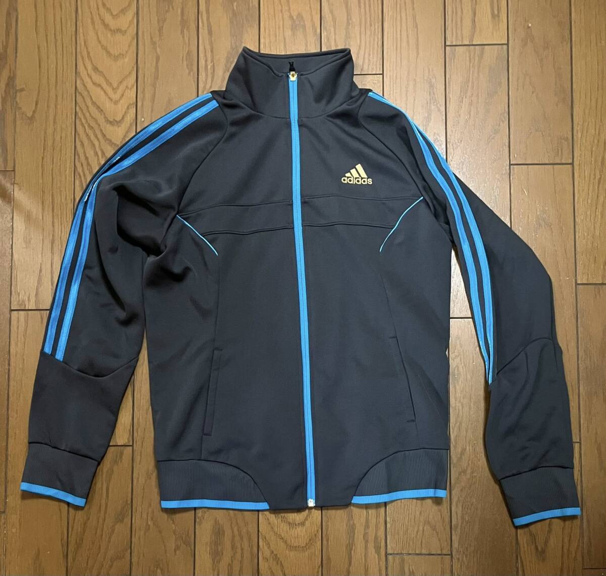 アディダス クライマライト ジャージ(メンズLサイズ)拍卖