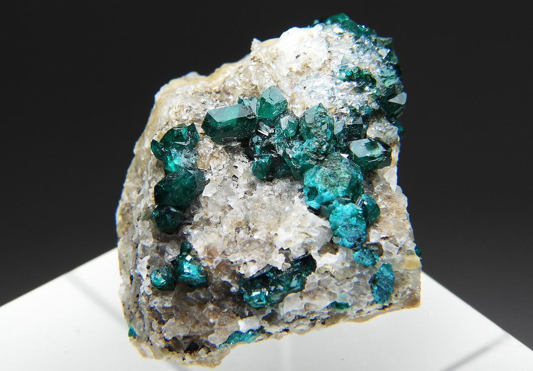 ☆☆ 翠銅鉱 (原産地)ダイオプテーズ <カザフスタン> 154 ☆☆拍卖