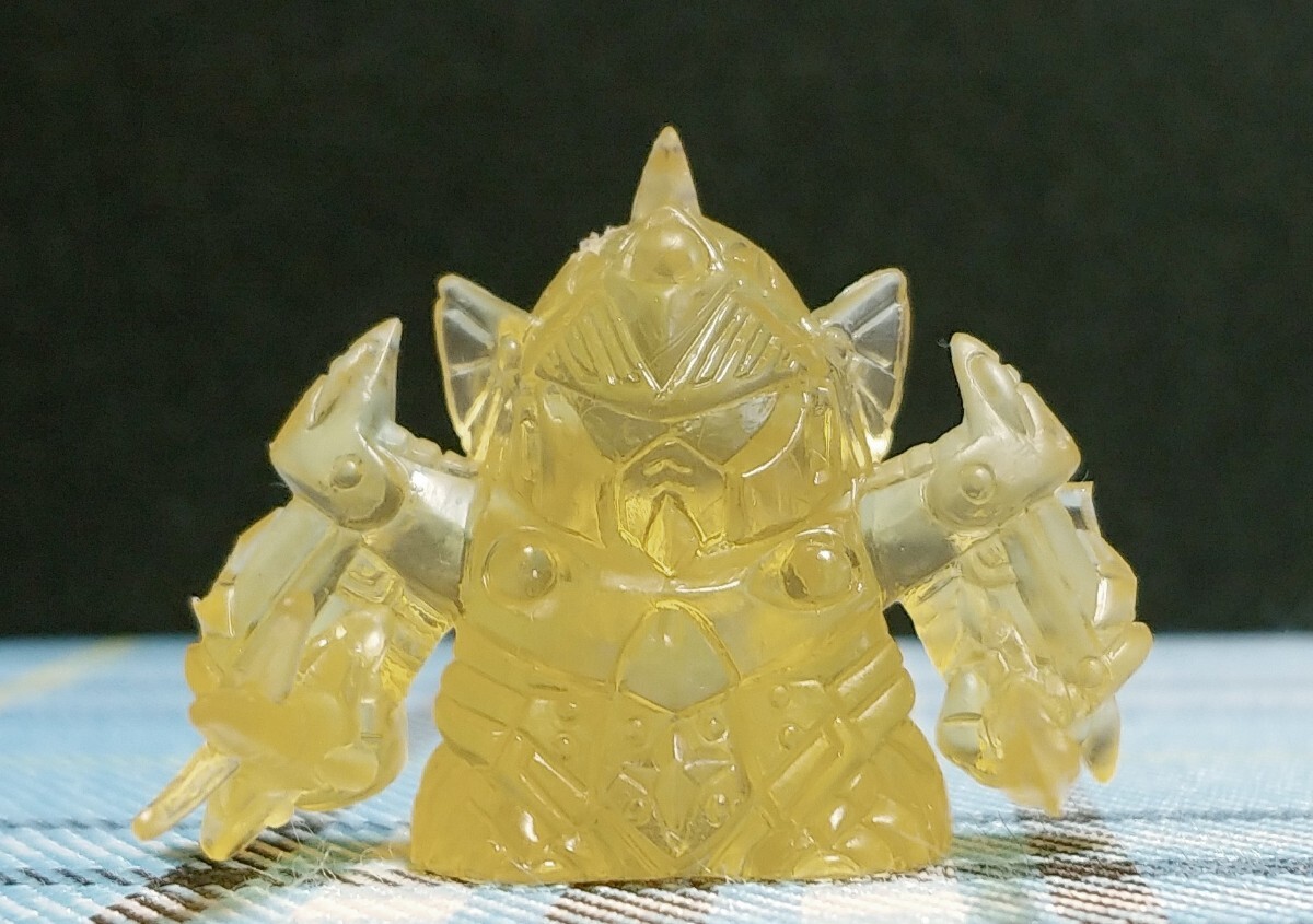 貴重 バーサル騎士ガンダム クリアイエロー レアカラー 外伝 ガン消し SDガンダム 消しゴム 洗浄済み拍卖