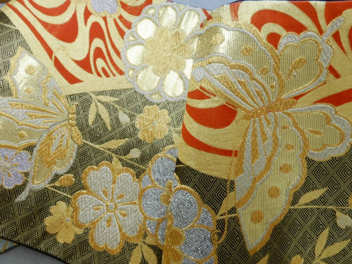 <銀の斧>正絹・黒地に金の蝶の袋帯・お振袖にも・キラキラリの佐賀錦織袋拍卖