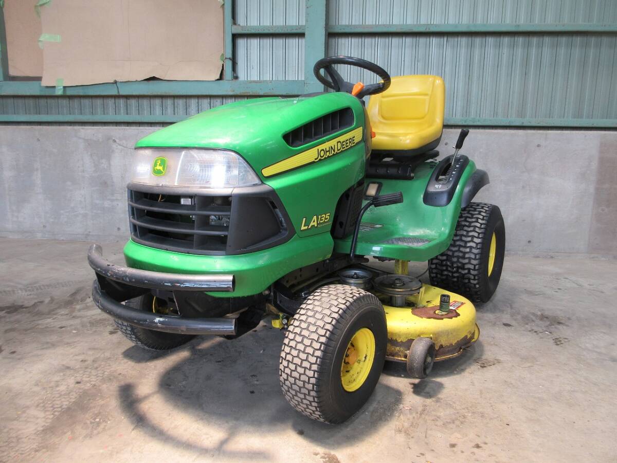 ■ジョンディア 乗用芝刈機 草刈機 LA135■三重発 使用時間:712h拍卖