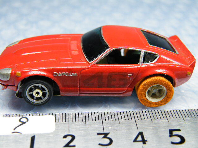 o品名o 年代品 トミー AFX マグナカー?スロットカー系 フェアレディーZ (9)車体モーター走行ミニカー♪一応モーター動作は確認後の出品拍卖