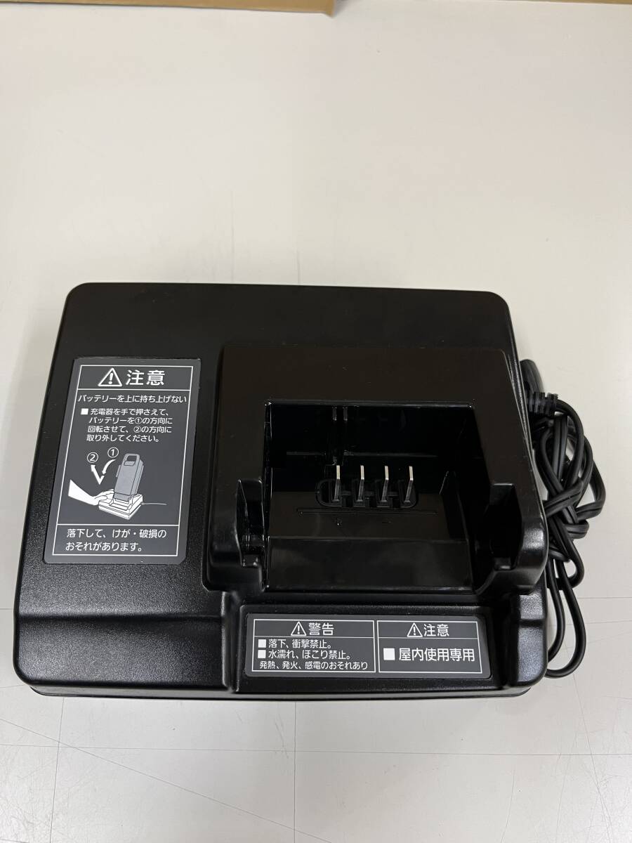 Panasonic パナソニック電動自転車用バッテリー充電器 品番: NKJ073Z 充電確認済む JD72225拍卖