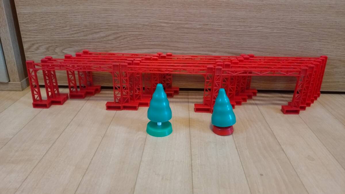 【送料無料】プラレール 複線架線柱18本+立木2本拍卖