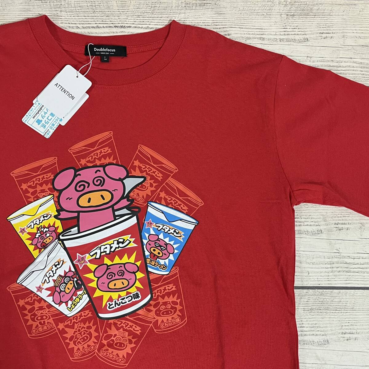 ★ おやつカンパニー ブタメン ★ Tシャツ Lサイズ 赤色 ブタメンとんこつ味 駄菓子 駄菓子屋 お菓子 ベビースター (タグ付き新品未使用)拍卖