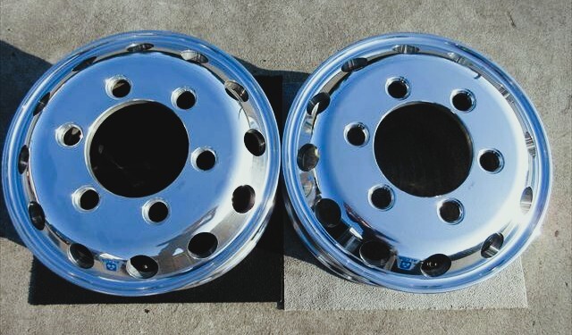 送料無料 新車外し 美品 6トン 増トン アルコア アルミホイール 17.5×6.75 137 6穴 2本セット 245/80R17.5等拍卖