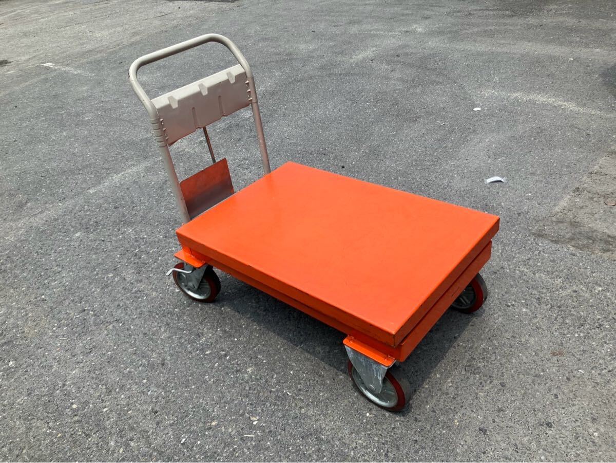 【奈良県葛城市/引取限定】中古 ハンドリフター TRUSCO 品番HLFA-E1000M 許容荷重1000kg ※引取不可の場合は着払での対応になります。拍卖