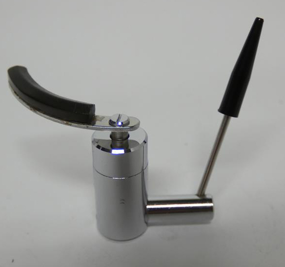 ■DENON レコードプレーヤー SL-71D トーンアーム用アームリスター 直径13.5mm拍卖