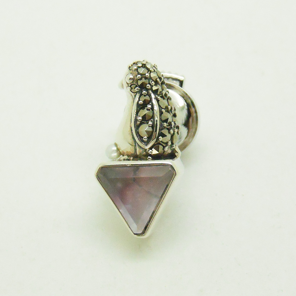 ロクザンROKUZAN【碌山】ペンギン・ピンブローチ♪SV925・ブランド刻印有り♪クリスタル【水晶】シェル【鮑貝】シードパール【淡水ケシ】拍卖