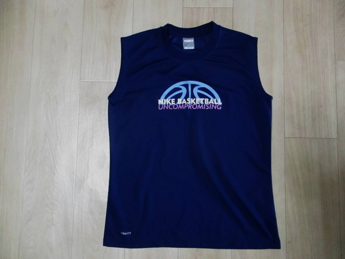 美品・ナイキFITDRY・ノースリーブシャツ・タンク・紺色・サイズL拍卖