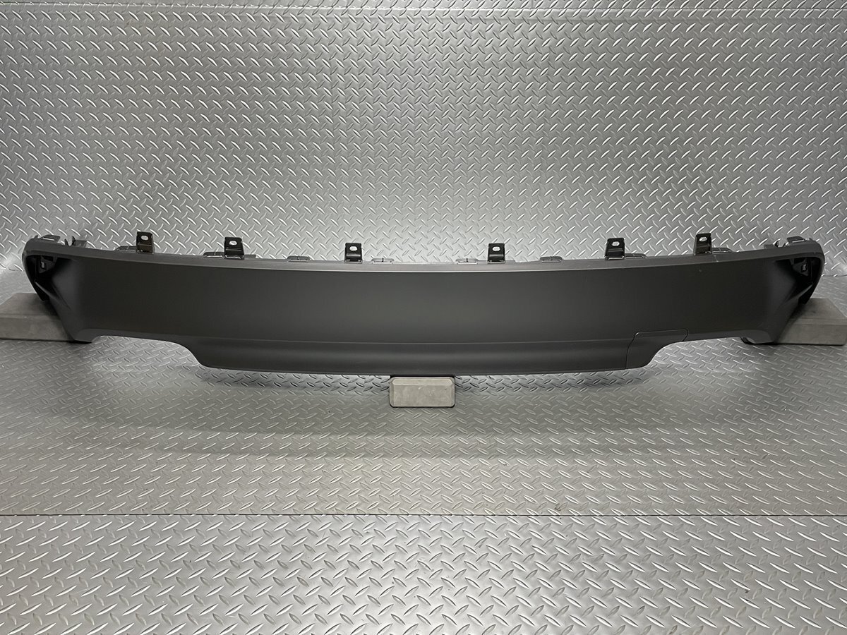30系 レクサスIS 純正 リアアンダーバンパー 素地黒 品番52108-53080 (23020256)拍卖