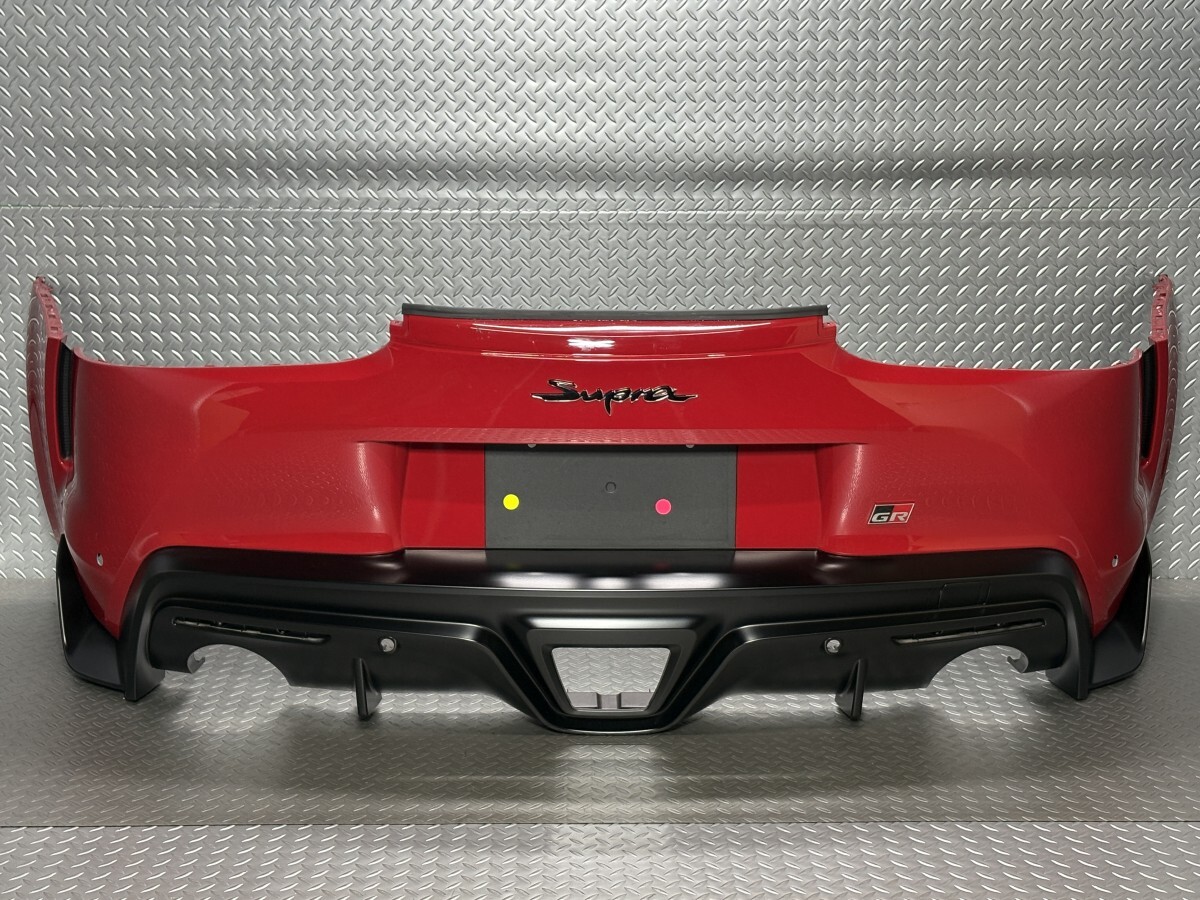 【美品】A90/A91系 GRスープラ RZ 純正 リアバンパー 赤/D05/プロミネンスレッド 品番110-8962269/5112-8811536-114609-13 (24110048)拍卖