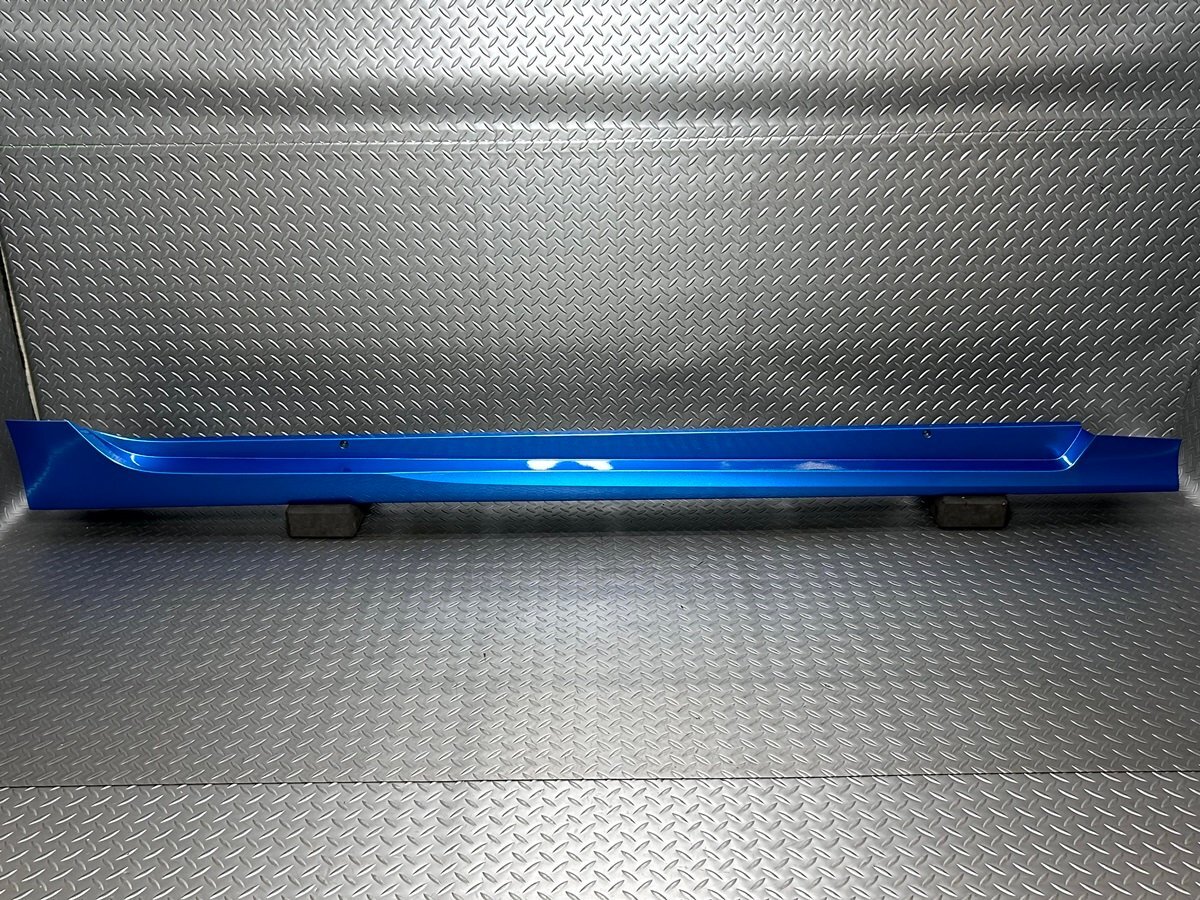 50系プリウス 純正 サイドステップ右 青/8X7/ブルーメタリック 品番75850-47030 ZVW51/ZVW50/ZVW55 (23100081)拍卖