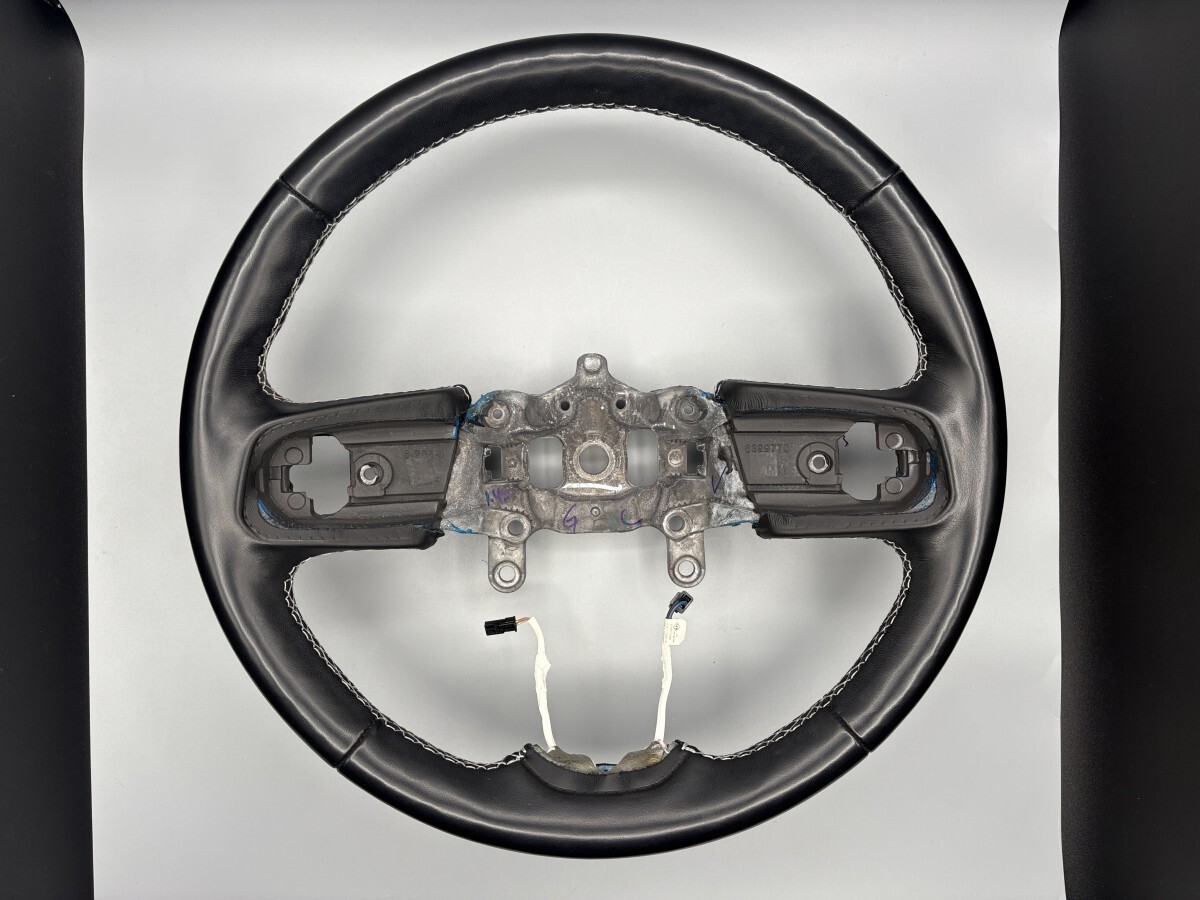 【美品】JL系 JEEP ラングラー 純正 レザーステアリング 品番6399770/6399762 革ハンドル (25040027)拍卖