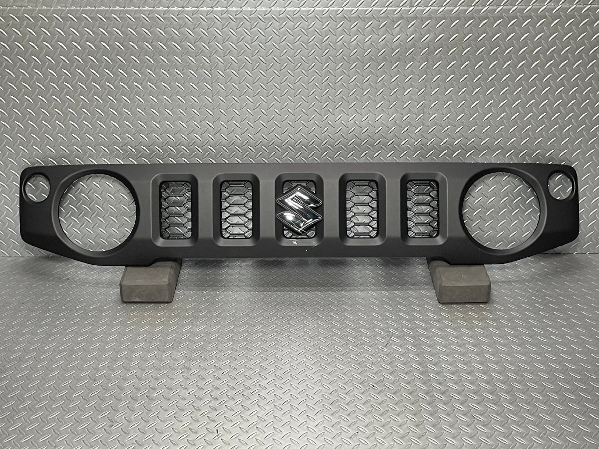 【新車外し】JB64W/JB74W ジムニー/ジムニーシエラ 純正 フロントグリル 素地黒/ブラック 品番72111-78R0 (24100087)拍卖