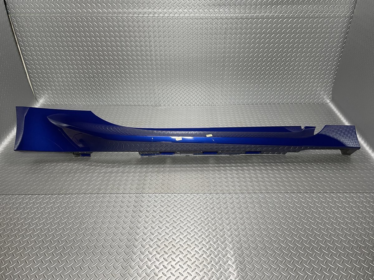 【新車外し】ZN8トヨタGR86/ZD8スバルBRZ 純正 サイドステップ右 青メタ/WCH/サファイアブルー 品番C190100410/96051CC000 (23020069)拍卖