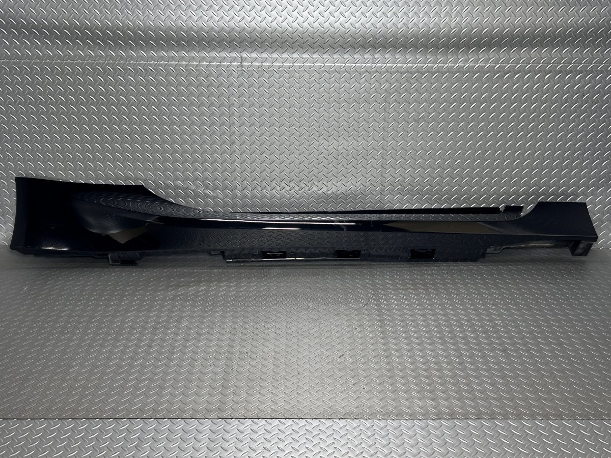 ZN8トヨタGR86/ZD8スバルBRZ 純正 サイドステップ右 黒メタリック/D4S/クリスタルブラックシリカ 品番C190100410/96051CC000 (24070018)拍卖