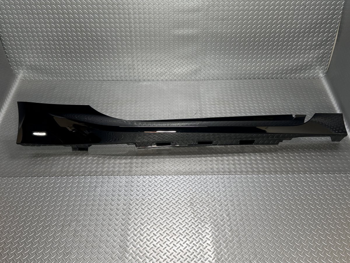 【新車外し】ZN8トヨタGR86/ZD8スバルBRZ 純正 サイドステップ右 黒/D4S/クリスタルブラックシリカ 品番C190100410/96051CC000 (24080006)拍卖