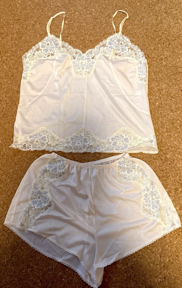 レーヨン混 サラッとした光沢が綺麗キャミソール ペチパンツ 2点セット レース アイボリー 水色 ホワイト系 Mサイズ 日本ファッション拍卖