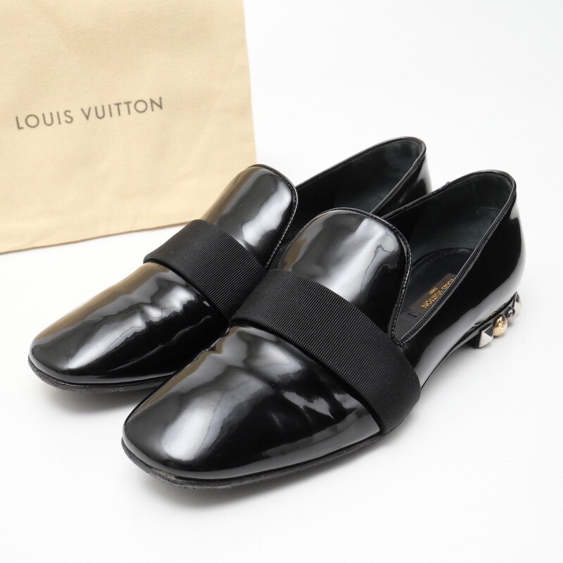 GR9382*イタリア製 LOUIS VUITTON ルイヴィトン 36.5(23cm相当) パテントレザー スタッズ オペラシューズ パンプス スリッポン 靴 ブラック拍卖