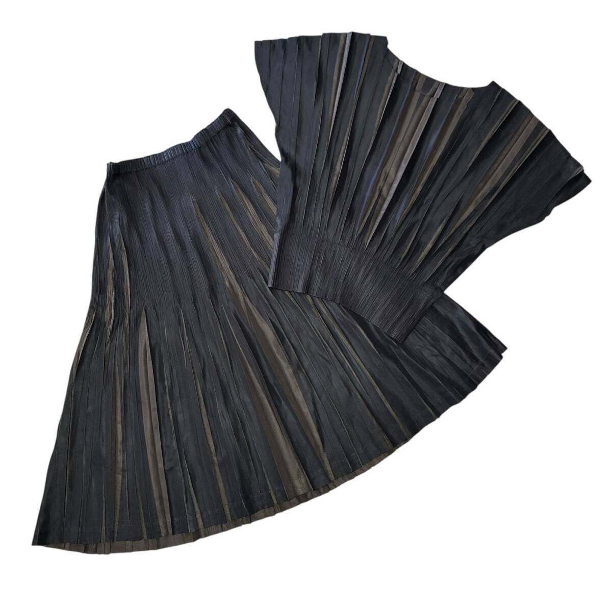 ISSEY MIYAKE イッセイミヤケ PP21-JK504 プリーツプリーズ セットアップ レディース ブラウン系 黒系 サイズ3拍卖