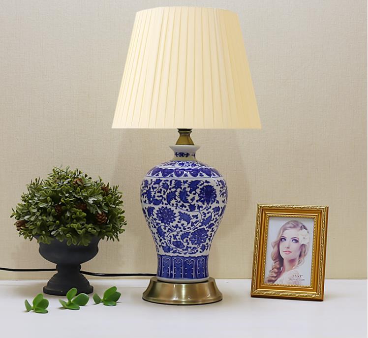 照明スタンドライト テーブルランプ デスクライト. 高級陶器卓上ステンド拍卖