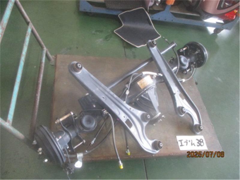 スズキ 純正 エブリィ 《 DA17V 》 リアデフホーシング 46510-64P10 P40200-25016229拍卖