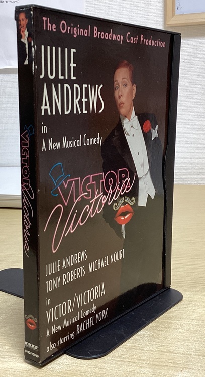 DVD 海外版 Victor / Victoria JULIE ANDREWS in A New Musical Comedy ジュリー・アンドリュース マイケル・ヌーリ トニー・ロバート拍卖