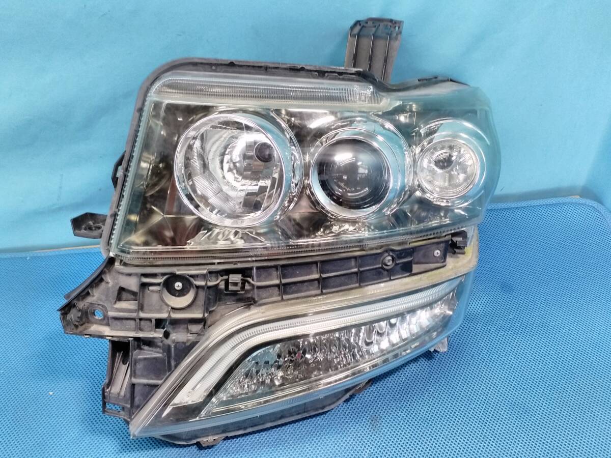 売り切り!! HONDA ホンダ  N-BOX カスタム JF1 JF2 前期 左ヘッドライト 左ライト 33151-TY0-J61拍卖