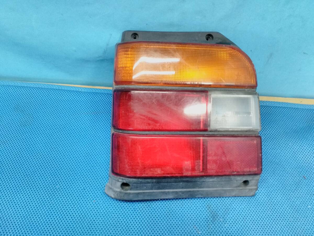 売り切り!! 当時もの SUZUKI スズキ アルト M-CA71V 左テ-ルランプ ② 東海デンソー35655-8400拍卖