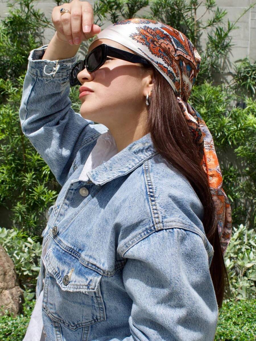 アクセサリー レディース スカーフ 1個 レディースペイズリー柄バンダナスクエアタオル、90cm大判レディースサテン感スクエアシル拍卖