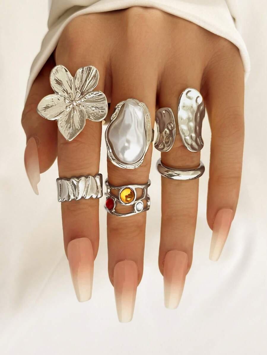 リング レディース セット レトロ調メタリック フラワー&ラインストーン デザインリング 6個セット、フェイクパール装飾、個別着用拍卖