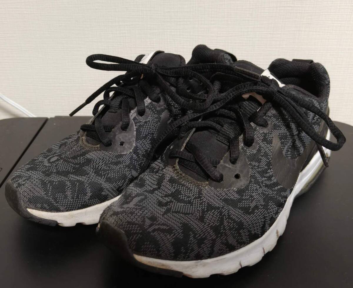 ★美品★NIKE ナイキ スニーカー★22.5cm★拍卖