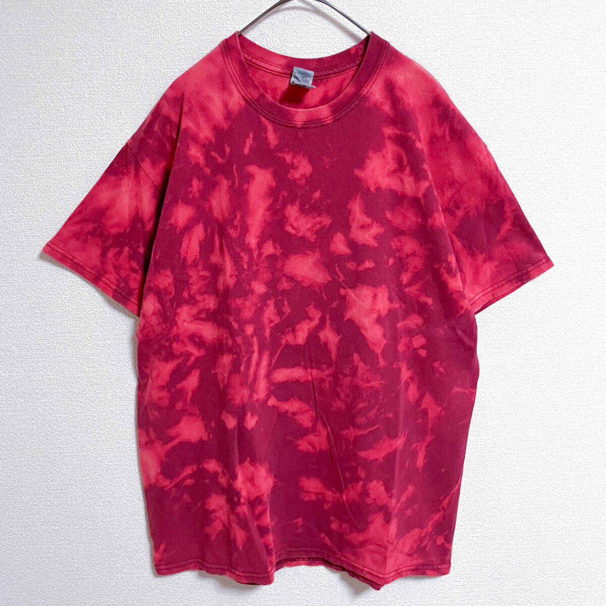 GILDAN 赤 タイダイ Tシャツ ブリーチ加工 メンズ ブランド エスニック拍卖