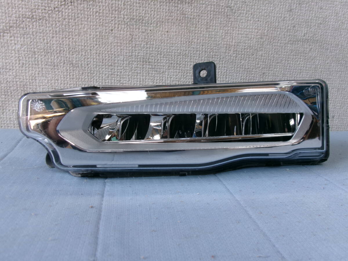 ⑦ BMW X3 X4 フォグランプ左 G01 G02 63.17-7 412 527-08拍卖
