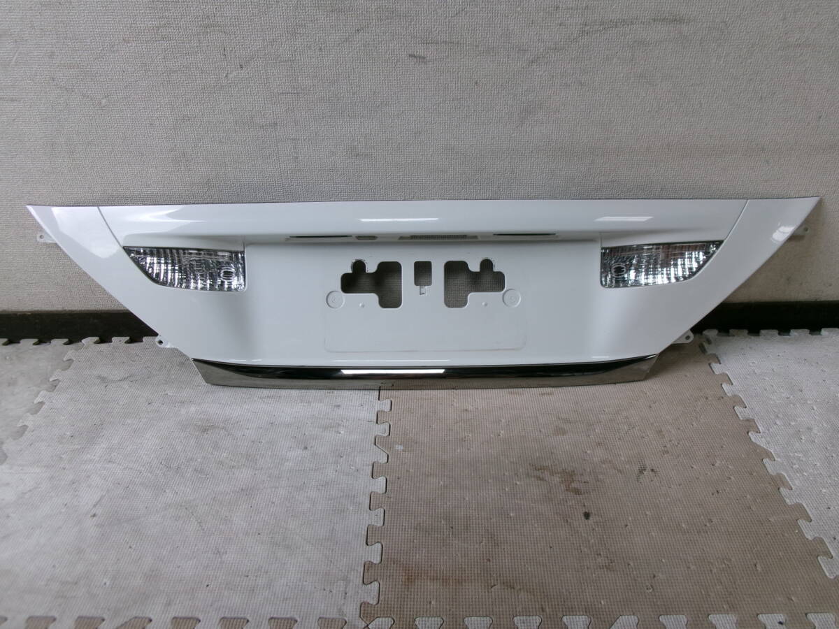 ⑦ アルファード リアガーニッシュ ANH20W 76801-58080拍卖