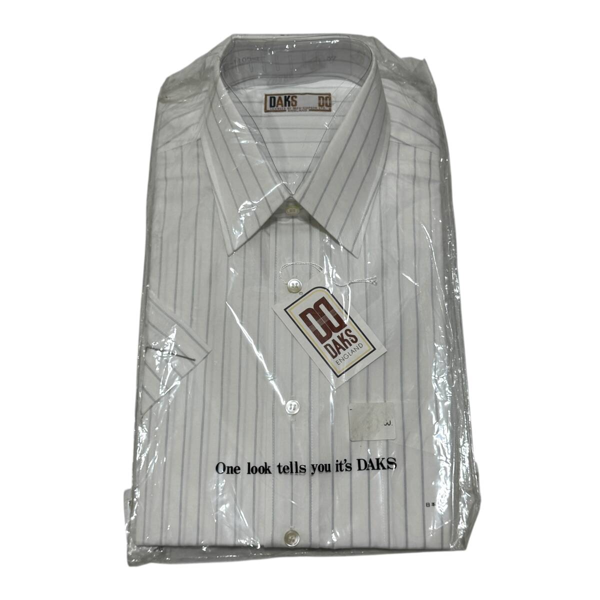 未使用 DAKS ダックス 半袖 ストライプ シャツ サイズ37 白 メンズ 紳士服 日本製 定価7,500円 送料185円 25-0724拍卖