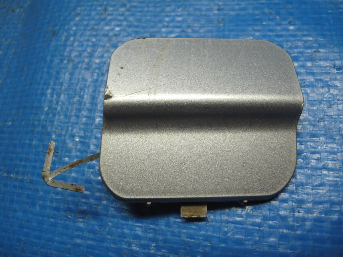 G ホンダ RN6 RN7 RN8 RN9 ストリーム 純正 リアバンパー 牽引フックカバー リヤートーイングフック 71504-SMA拍卖