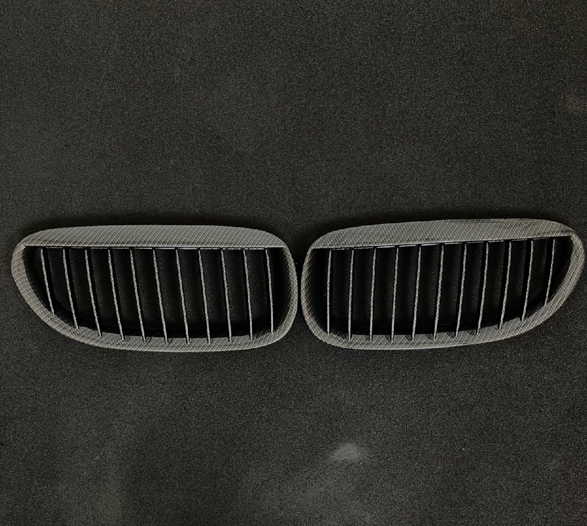 スポーティ全開♪ BMW カーボン ルック グリル E63 E64 M6 630i 645Ci 650i クーペ カブリオレ 6シリーズ拍卖