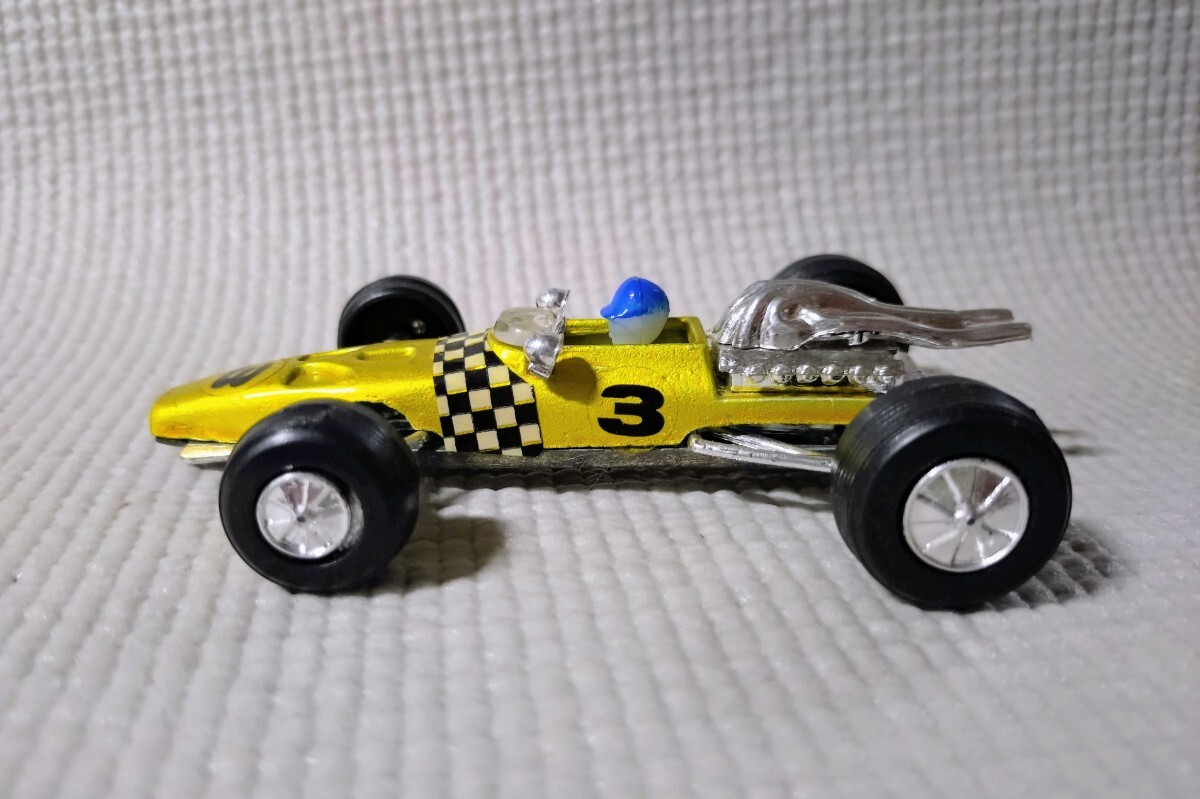 追跡付送料180円~ ヴィンテージ扱い 香港製 10cmサイズ チャンピオン フェラーリ F1 V12拍卖