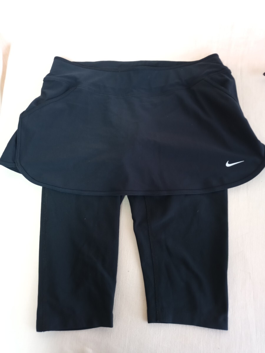 12934 ★★ ナイキ ドライフィットスカート付スパッツ サイズM 黒拍卖