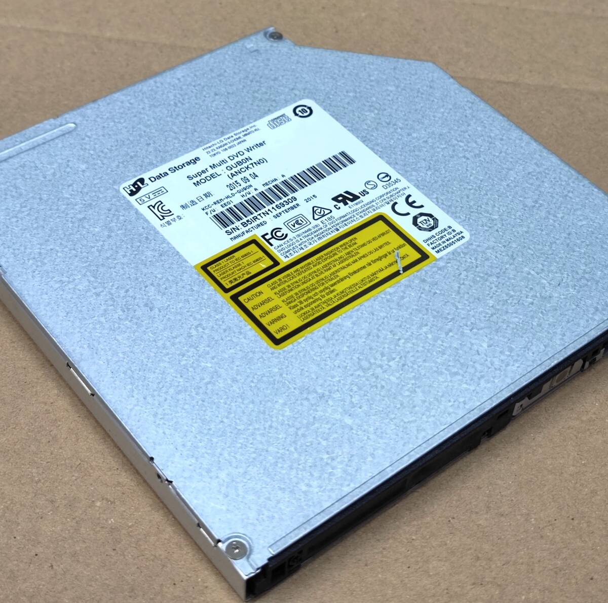 【中古パーツ】複数可 DVDドライブ ノートパソコン用 内蔵DVDスーパーマルチ 厚さ9.5mm SATA RW■GUB0N ベゼル無し拍卖